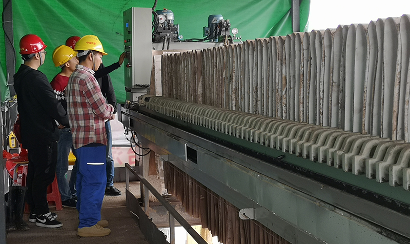 污泥壓濾機(jī)