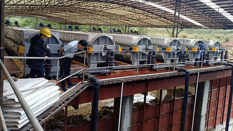 使用廂式高壓壓濾機(jī)處理砂場(chǎng)砂尾、節(jié)約成本提高生產(chǎn)效率